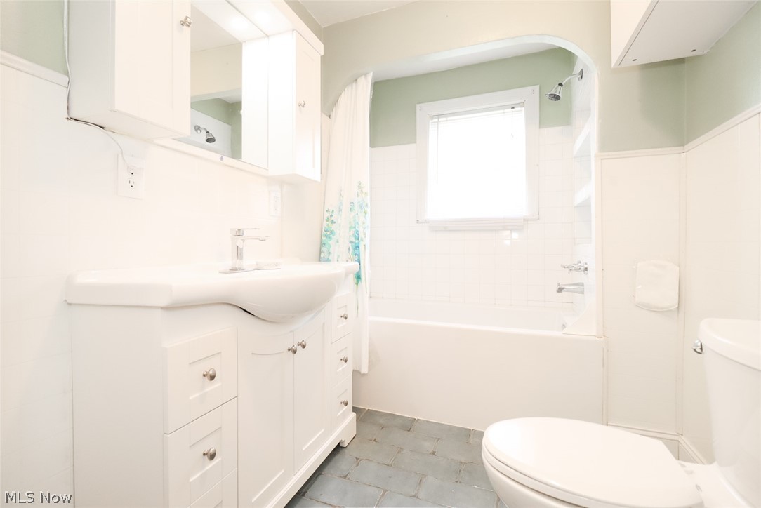 Village/Andover - Residential