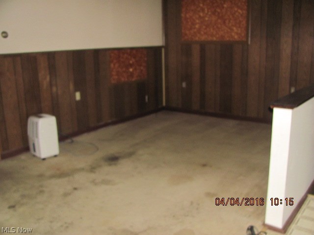 Village/Seville 14 - Commercial Sale