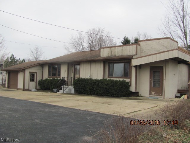 Village/Seville 14 - Commercial Sale