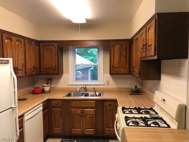 Gorge Falls - Residential