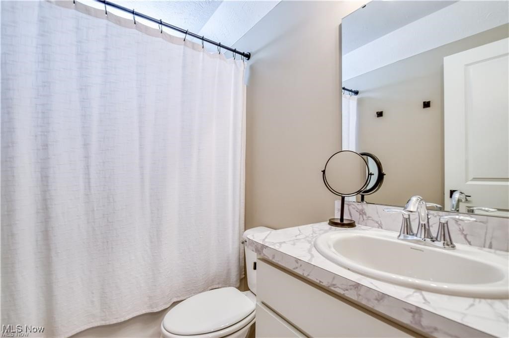 Headlands-On-The-Lake Sub - Residential