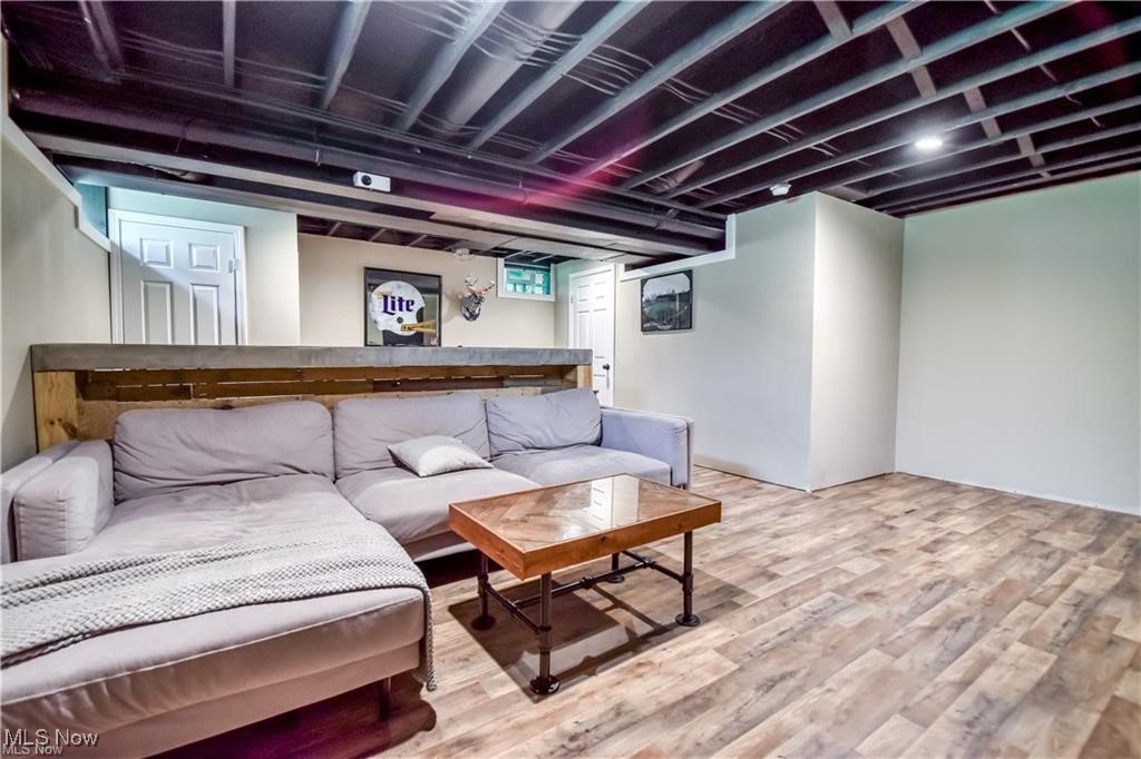 Headlands-On-The-Lake Sub - Residential