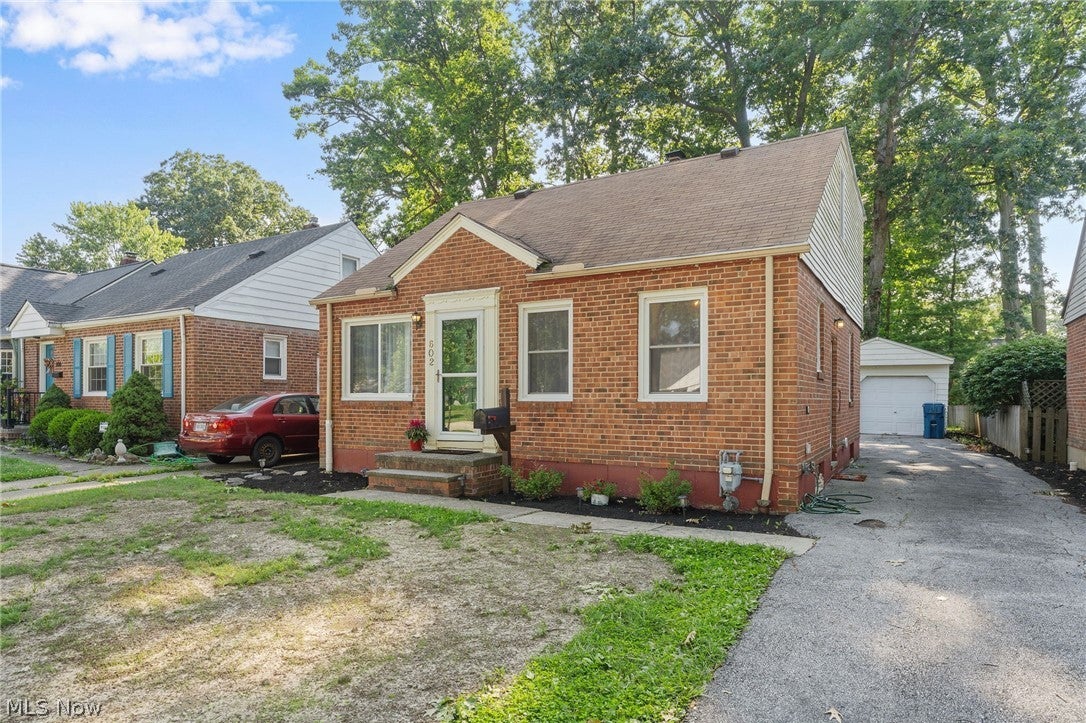 602 Huntmere Drive