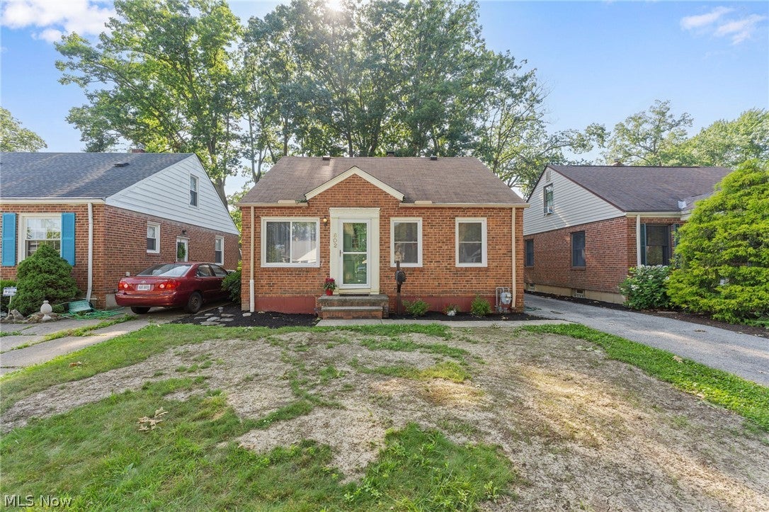 602 Huntmere Drive