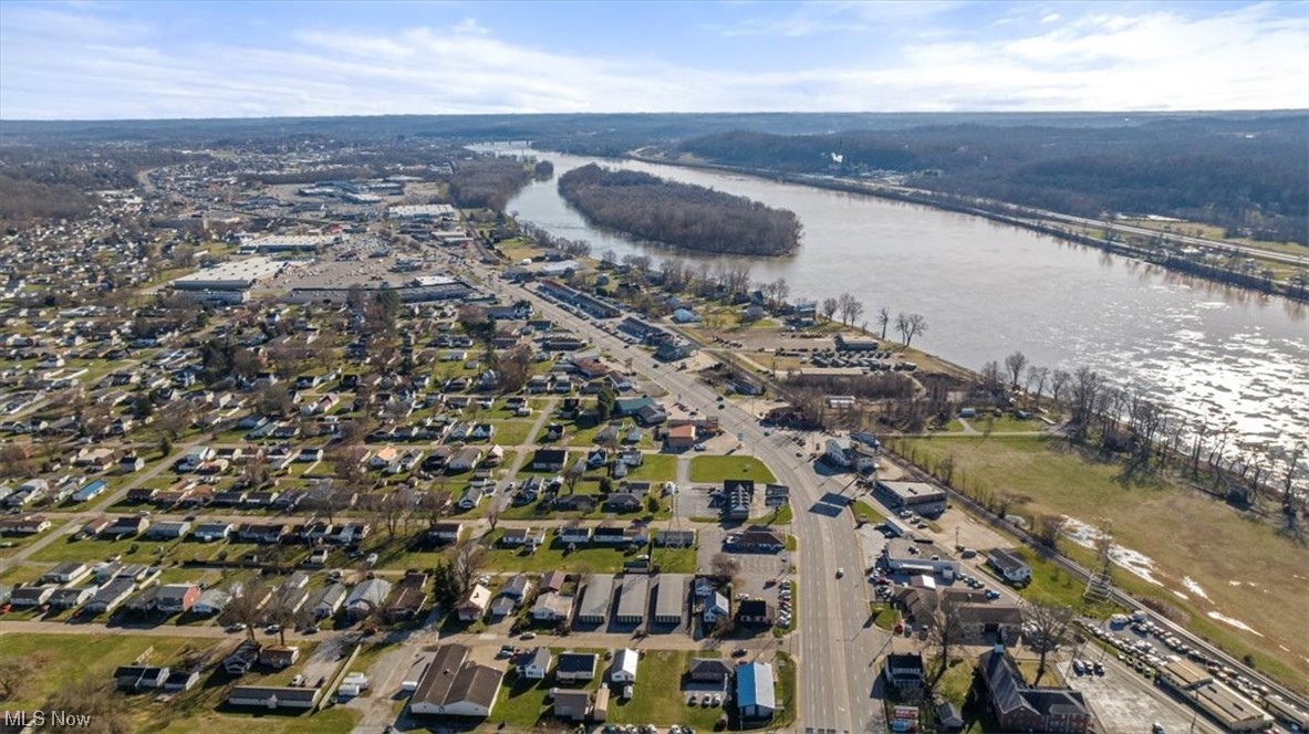 Vienna, West Virginia 26105, United States, ,Commercial,Active,63612