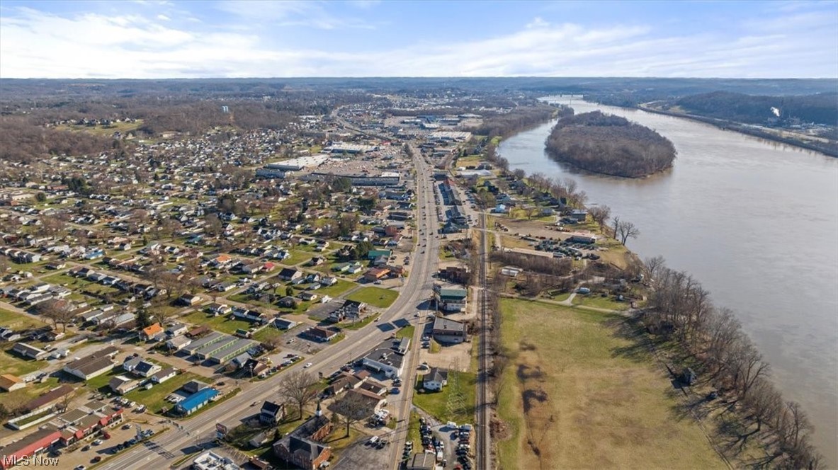 Vienna, West Virginia 26105, United States, ,Commercial,Active,63612