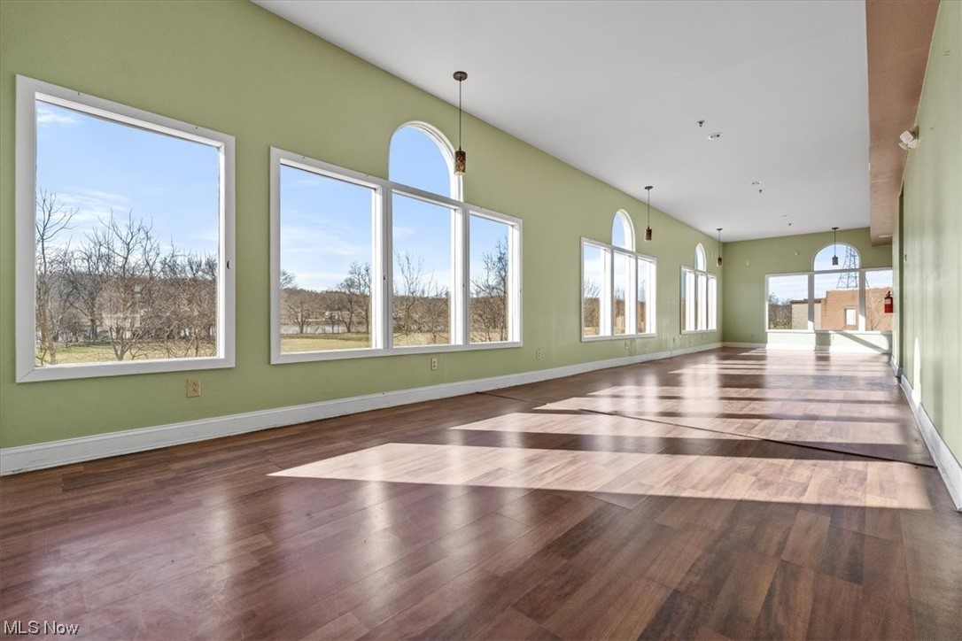 Vienna, West Virginia 26105, United States, ,Commercial,Active,63612