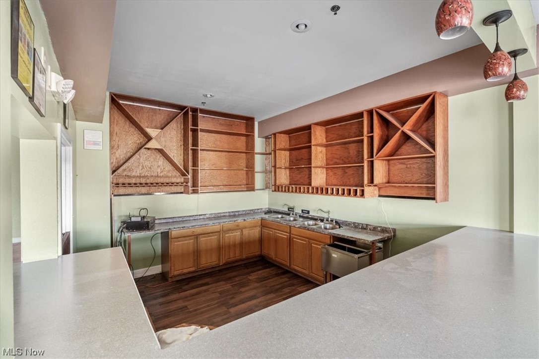 Vienna, West Virginia 26105, United States, ,Commercial,Active,63612