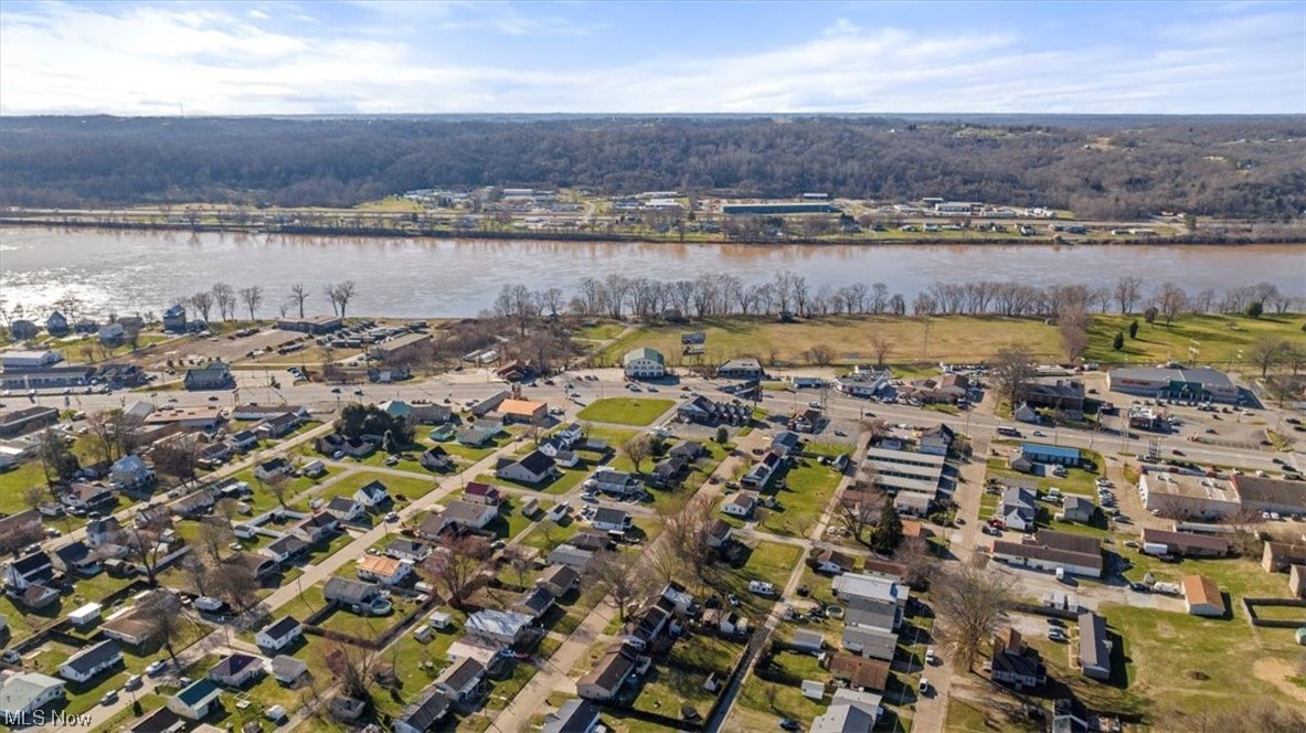 Vienna, West Virginia 26105, United States, ,Commercial,Active,63612