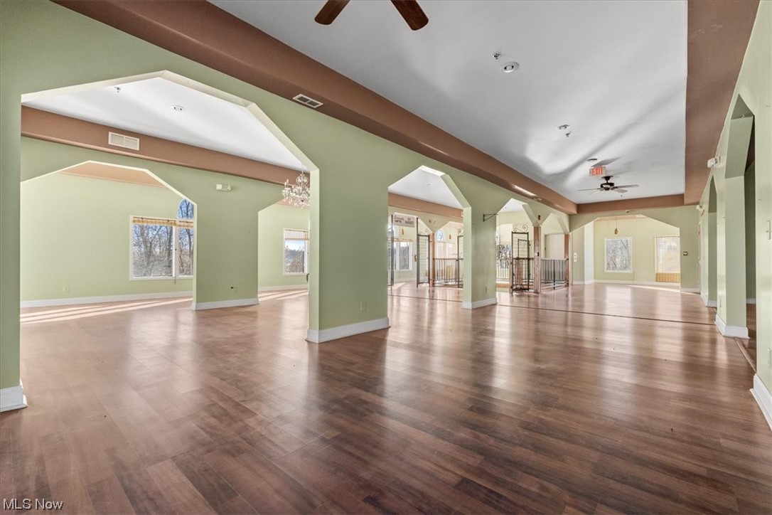 Vienna, West Virginia 26105, United States, ,Commercial,Active,63612