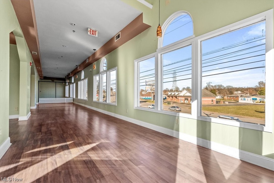 Vienna, West Virginia 26105, United States, ,Commercial,Active,63612