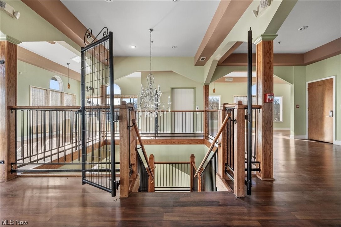 Vienna, West Virginia 26105, United States, ,Commercial,Active,63612