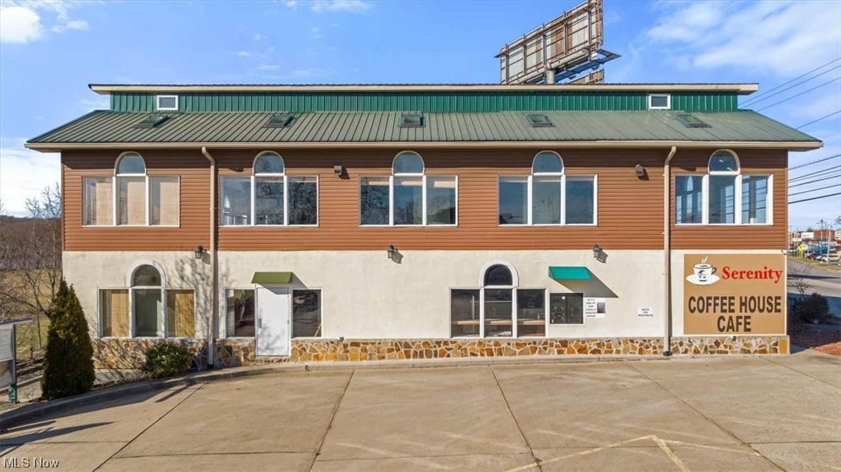 Vienna, West Virginia 26105, United States, ,Commercial,Active,63612