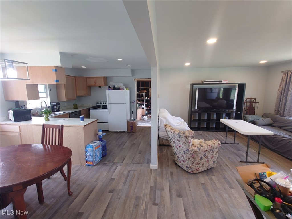 4088 Lynwood Drive