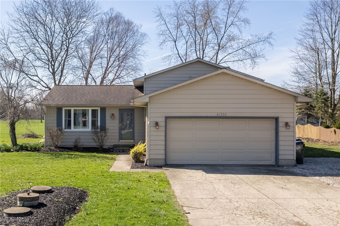 41555 Russia Road, Elyria, Ohio image 1