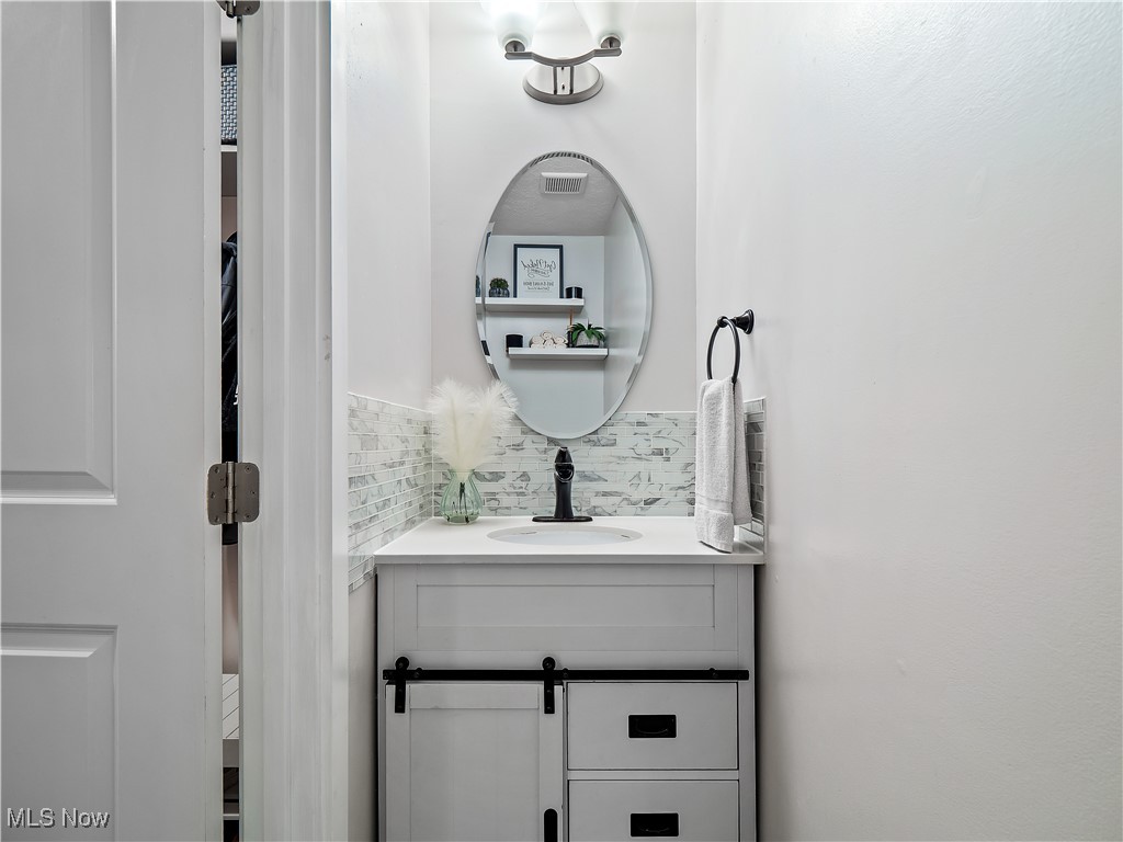 3149 Blackburn Lane, Brunswick, Ohio image 23