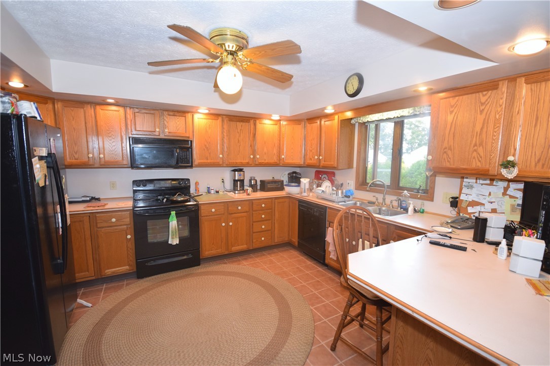 Colonial Hills 08 - Residential