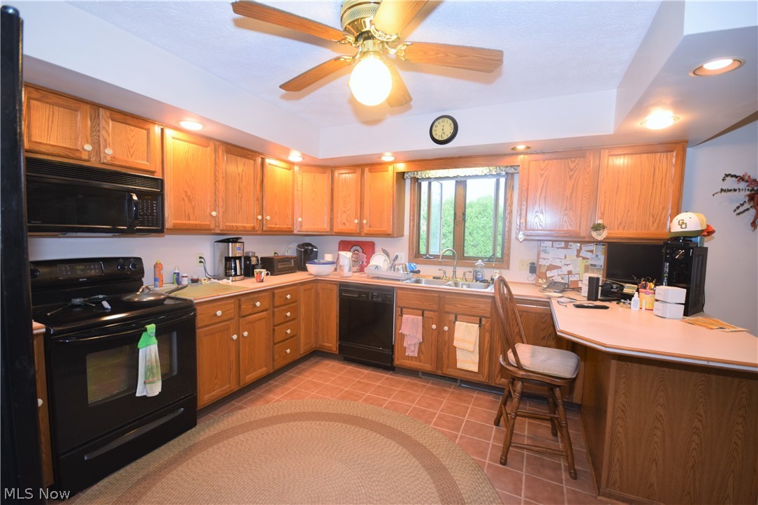Colonial Hills 08 - Residential
