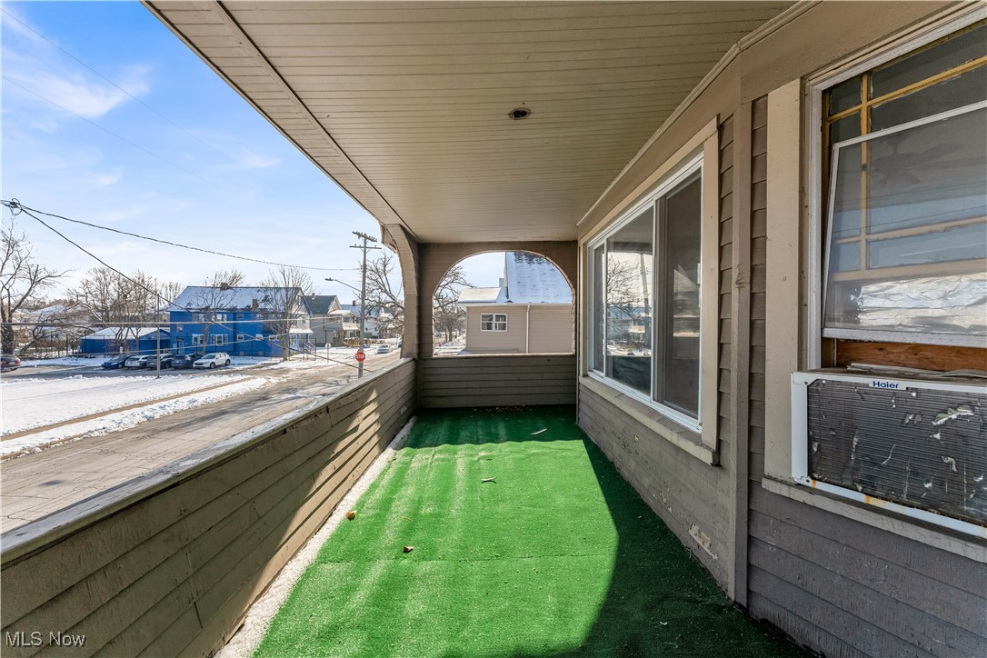 Lake Shore - Residential Lease