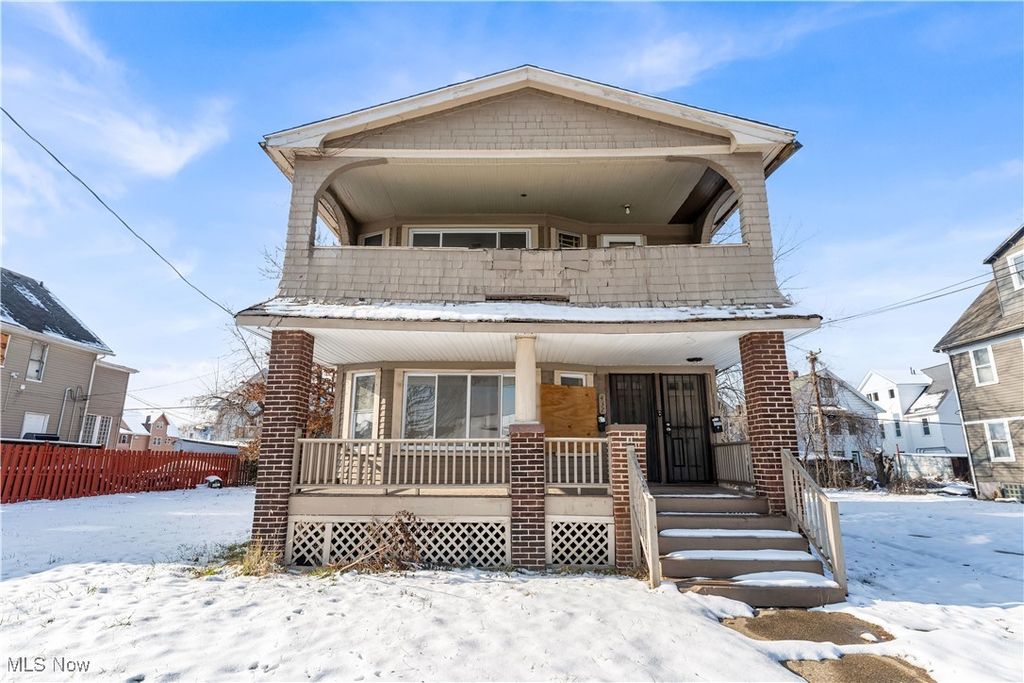 Photo of 430 E 149th Street #2/UP, Cleveland, OH 44110 (MLS # 5176106)