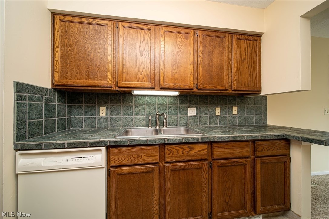Tradewinds Condo - Residential