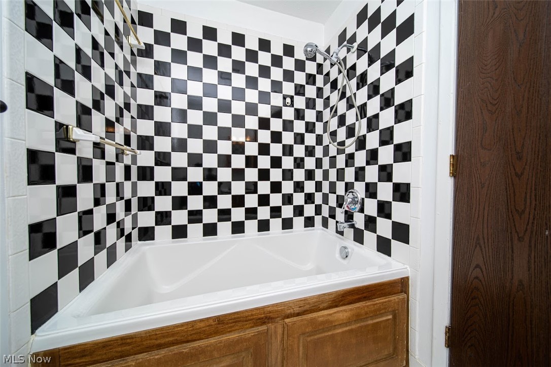 Tradewinds Condo - Residential