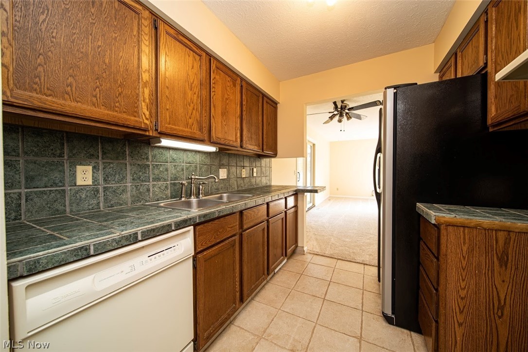 Tradewinds Condo - Residential