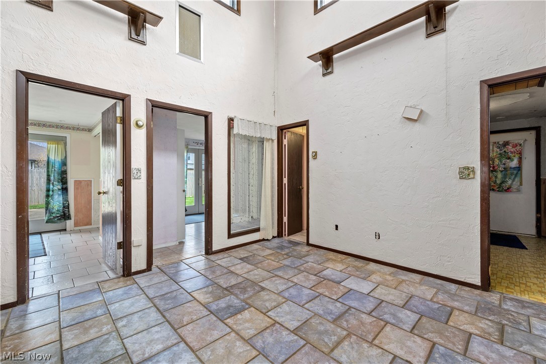 Vermilion/Lk 01 - Residential