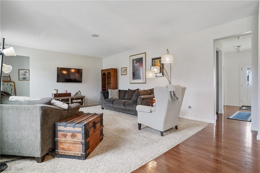 1499 Brentfield Drive, Wadsworth, Ohio image 10
