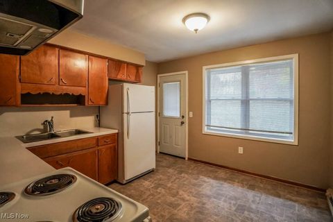 Tiny photo for 8983 Beatty Street NW, Massillon, OH 44646 (MLS # 5179601)