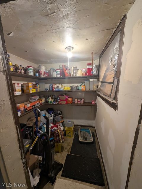 Tiny photo for 433 S 7th Street, Coshocton, OH 43812 (MLS # 5203095)