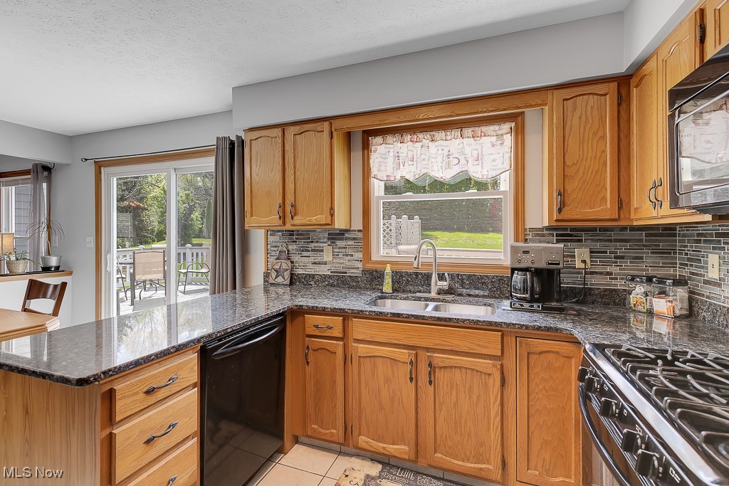 1322 Sharonbrook Drive, Twinsburg, Ohio image 6