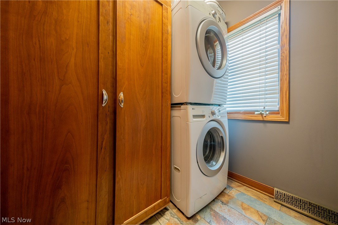 Emerald View Condominium - Residential