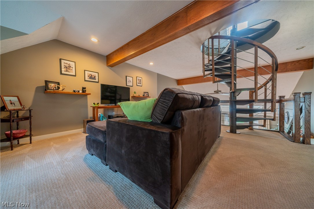 Emerald View Condominium - Residential