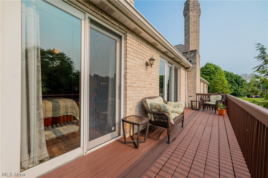 Emerald View Condominium - Residential