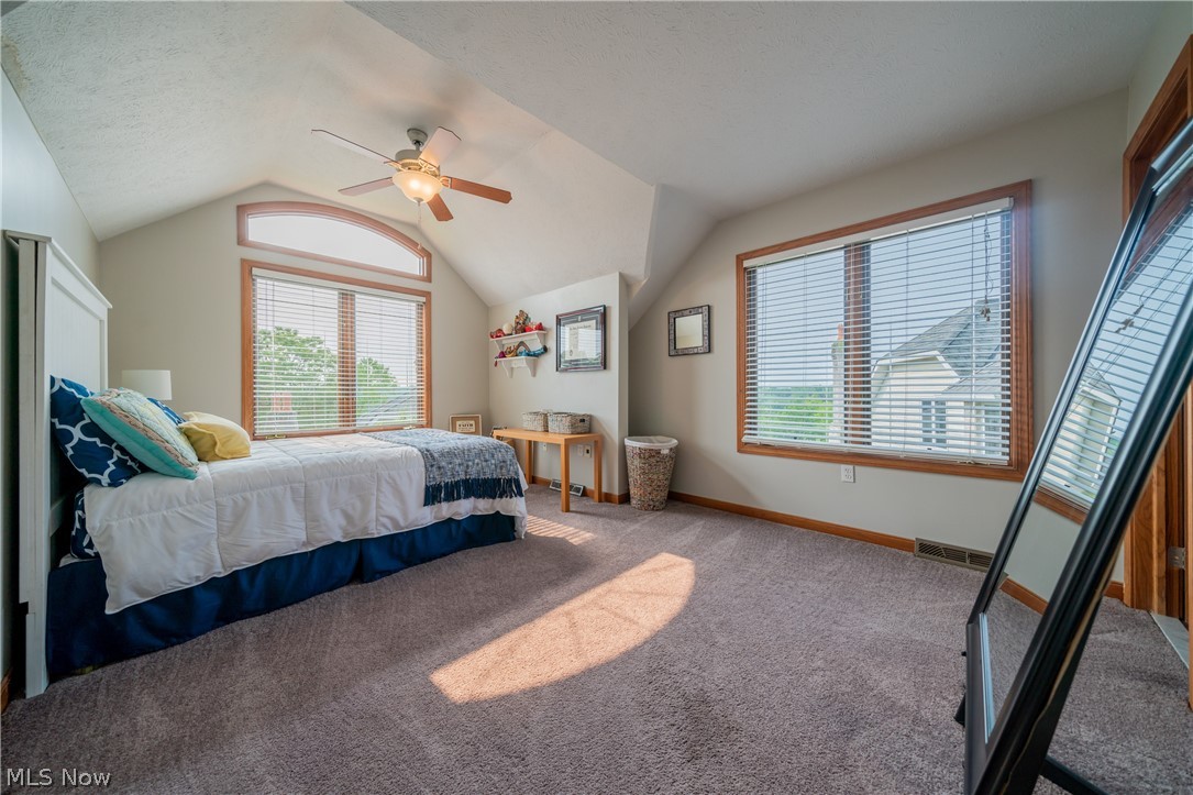 Emerald View Condominium - Residential