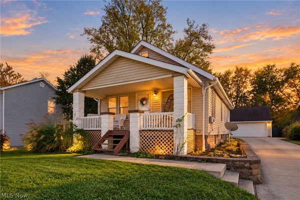 2238 COOLEDGE AVE, AKRON, OH 44305 - Image a9cde71e05ab9685f662d292850e2208/2028315758