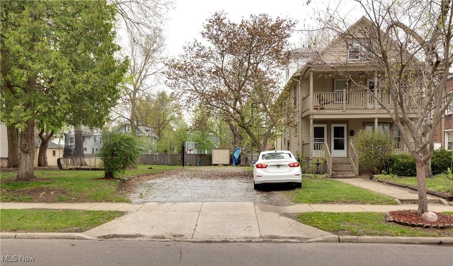 Great investment opportunity for anyone looking to rent out one side and live in the other or fully rent it out. Well maintained. Recent updates include glass block windows in the basement. Renovated bathroom in the bottom unit, updated kitchen in the top unit and flooring replaced. Close to the heart of highland square for all the fun, food and events the community has to offer.