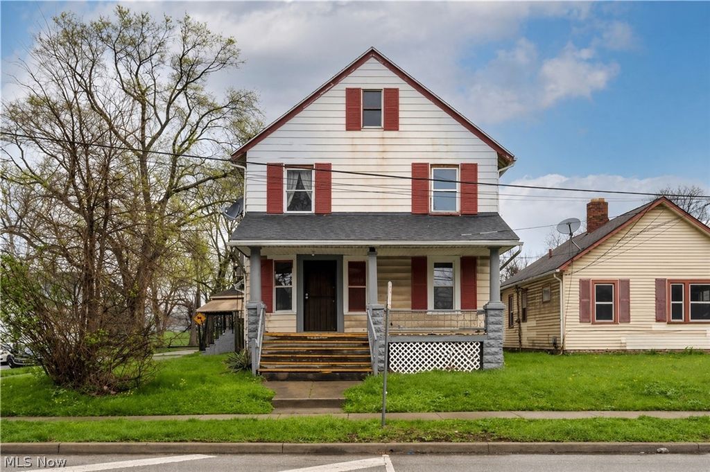 Photo of 6614 Clark Avenue, Cleveland, OH 44102 (MLS # 5203183)