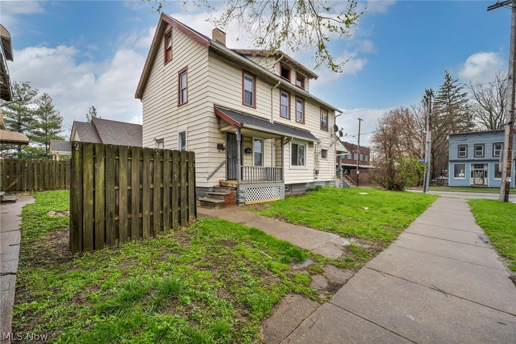 Photo of 6614 Clark Avenue, Cleveland, OH 44102 (MLS # 5203183)