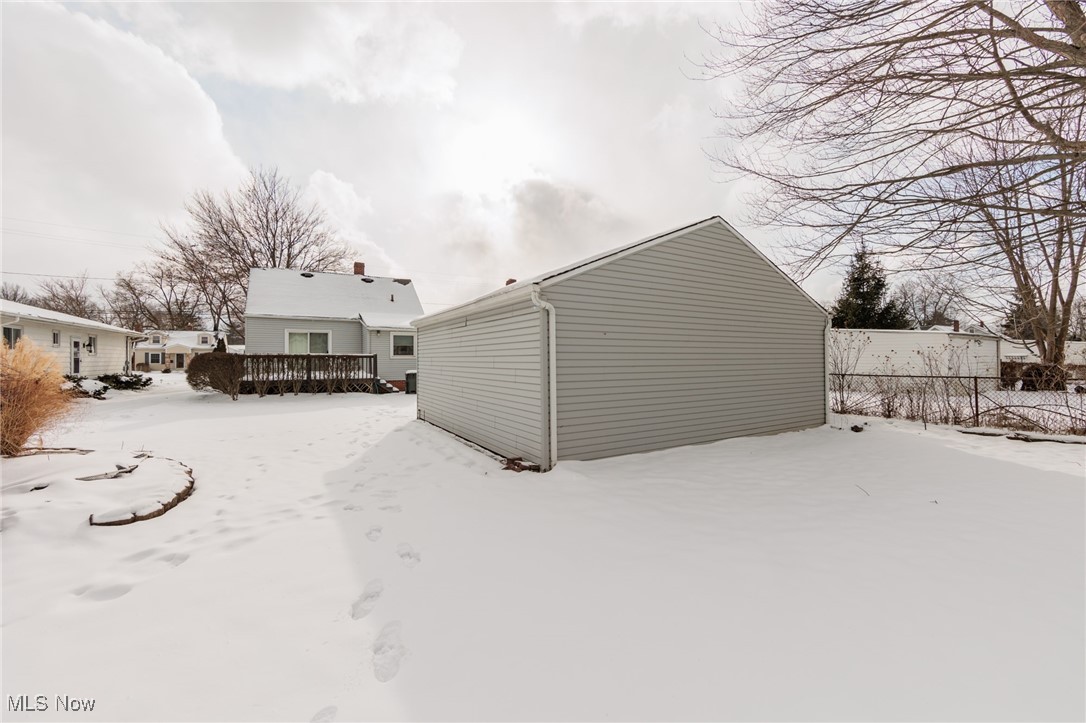 23492 Clifford Drive, North Olmsted, Ohio image 44