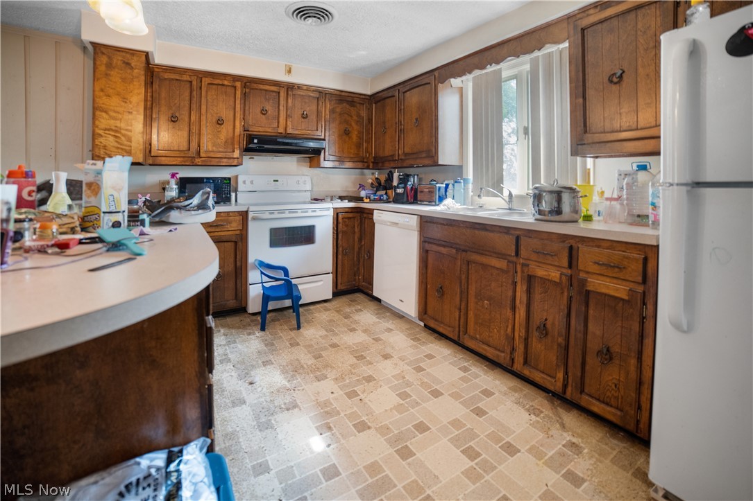 Lucas - Commercial Sale