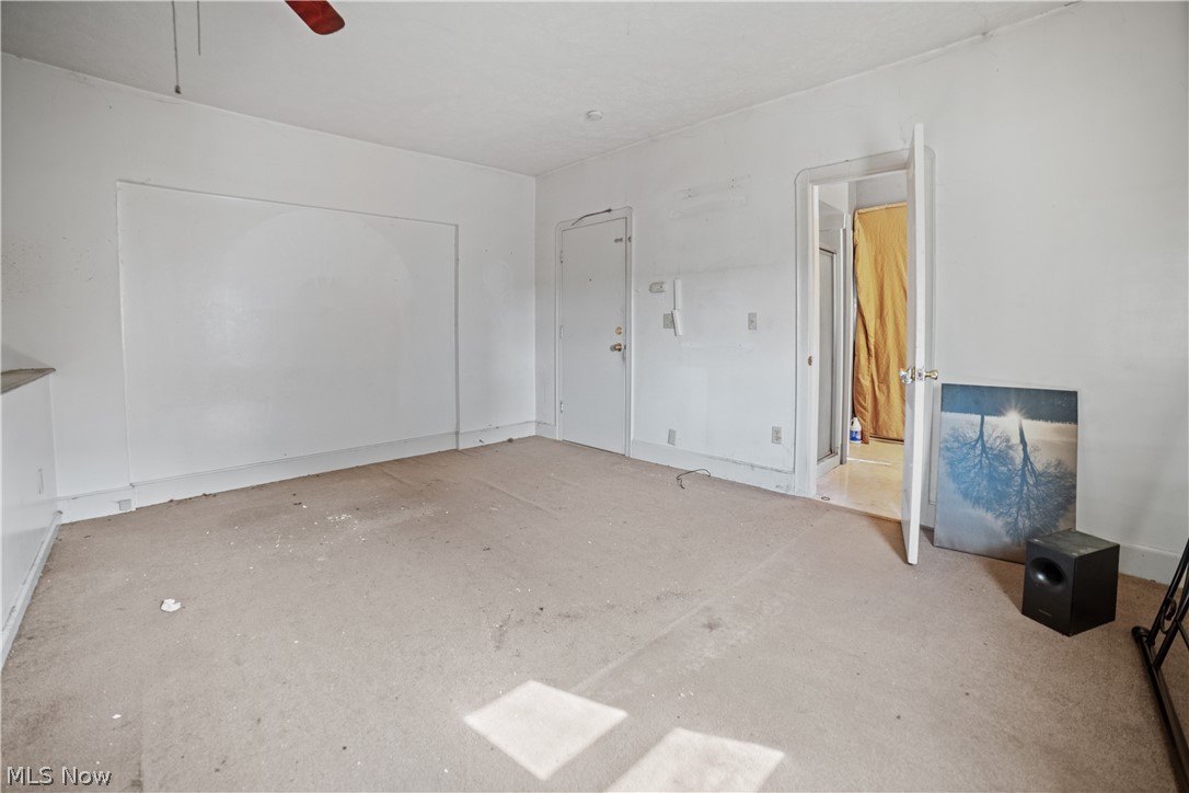 Lucas - Commercial Sale