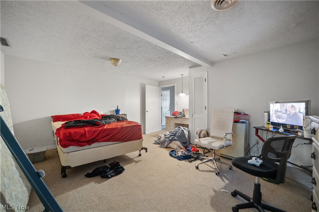 Lucas - Commercial Sale