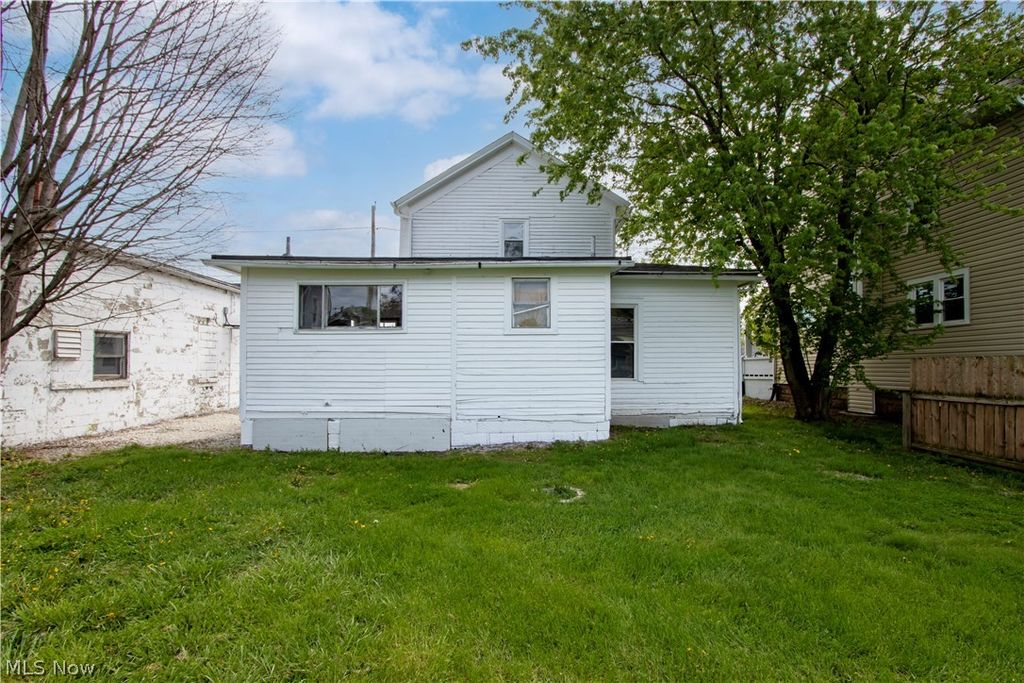 Photo of 307 S Main Street, Orrville, OH 44667 (MLS # 5204584)