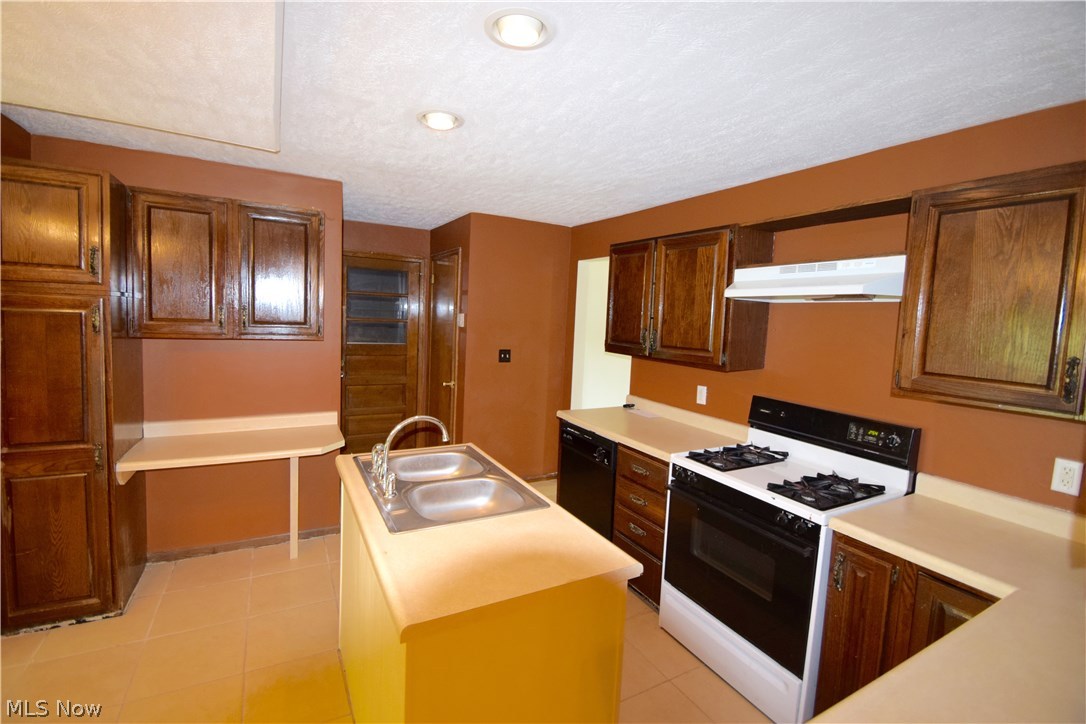 Applewood Acres - Residential