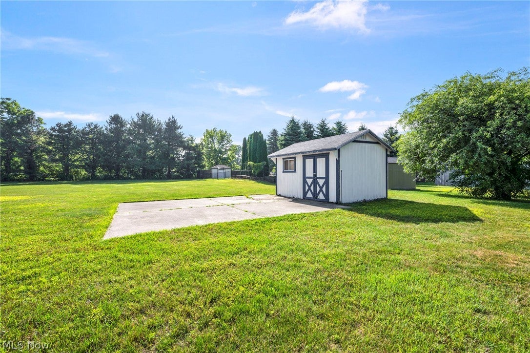 9454 Deer Hollow Drive