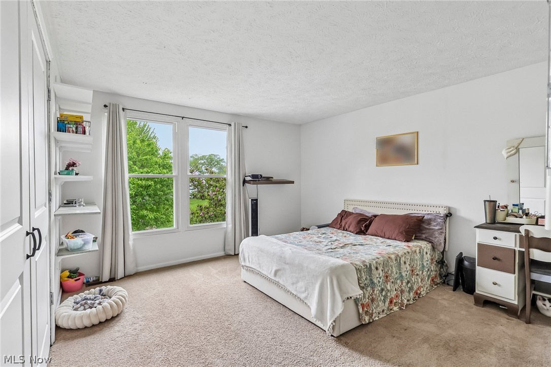 Oakbrooke - Residential