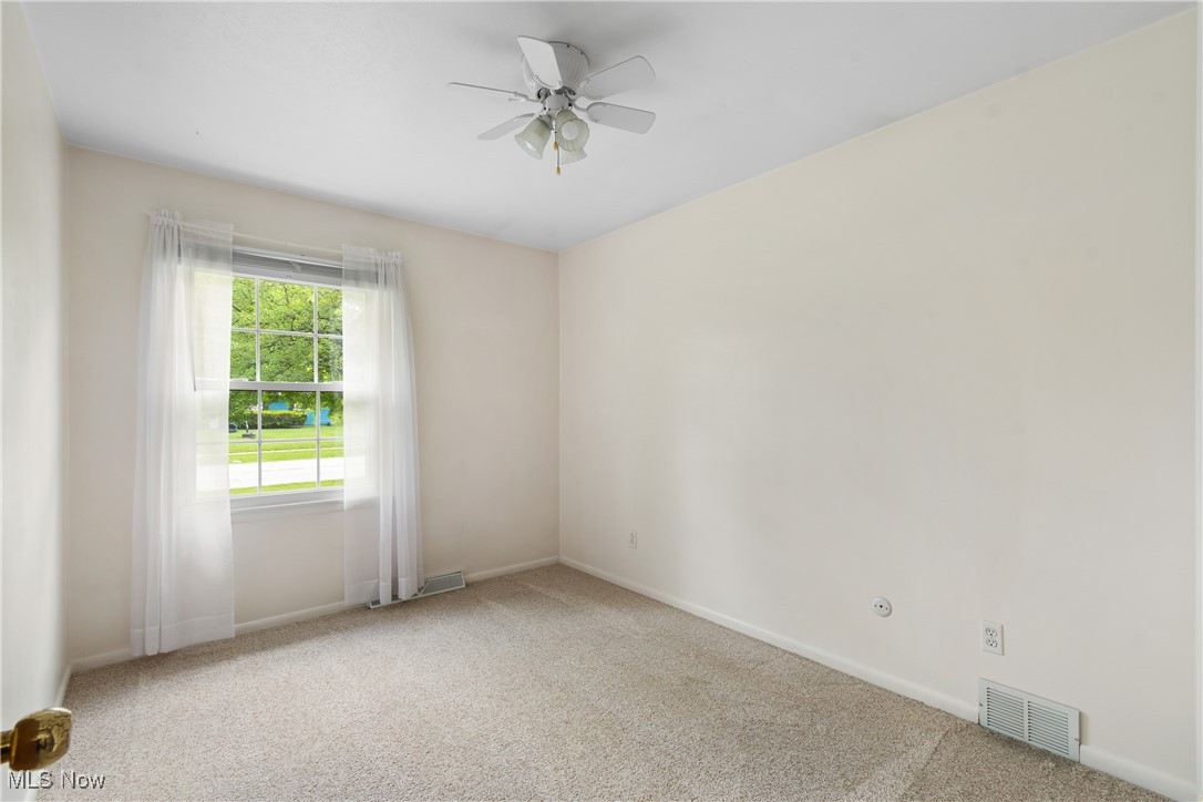 215 Parkway Boulevard, Alliance, Ohio image 24