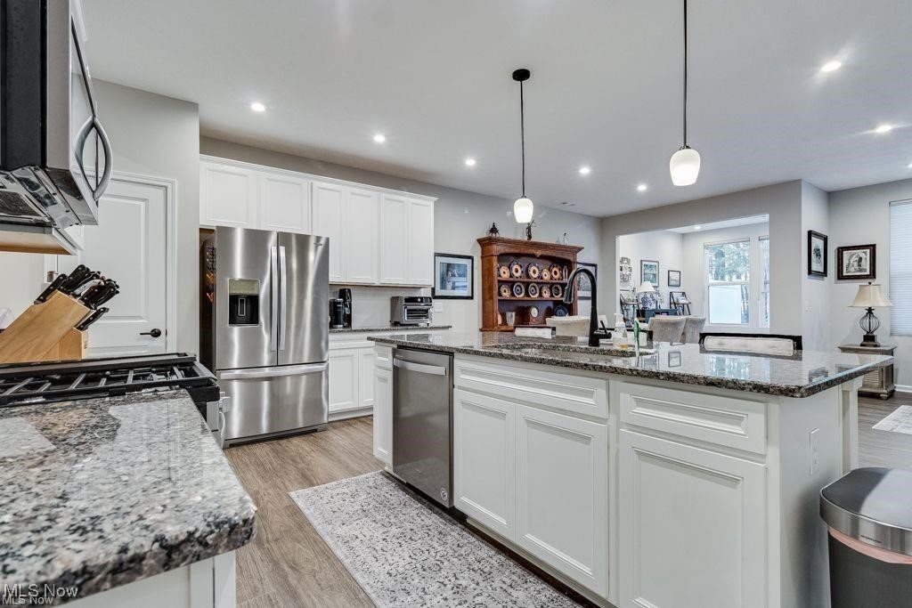 844 Woodside Drive, Westlake, Ohio image 12